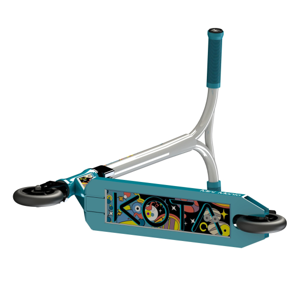 Kota Stunt Scooter Mini Mania blau weiß blue white Dakota Schuetz 2